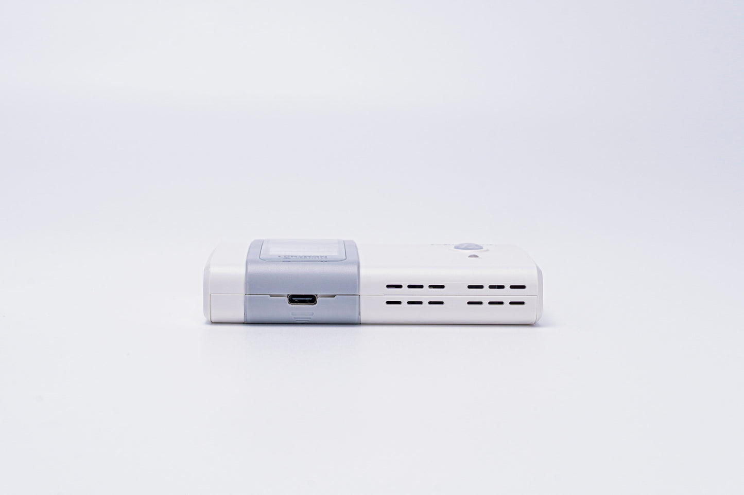 Milesight Indoor Ambience Monitoring Sensor AM104 / AM107