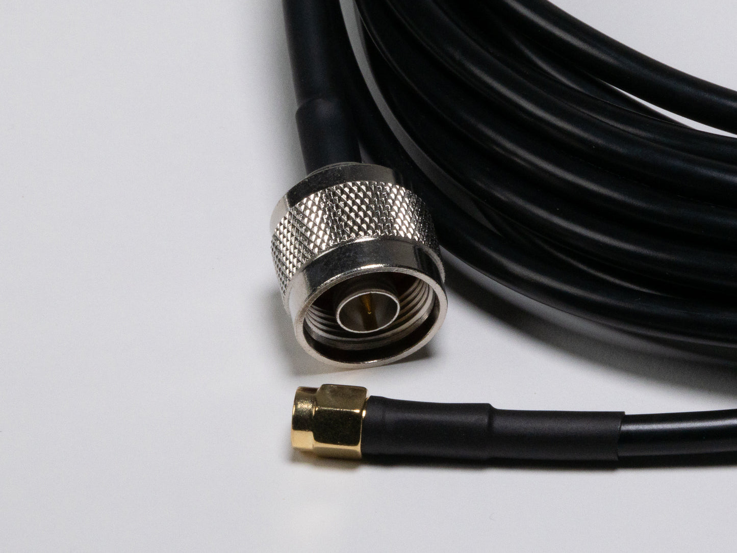 MCCI 5 dBi Antenna for 900 MHz Helium, Things Network, LoRaWAN® Technology Gateways