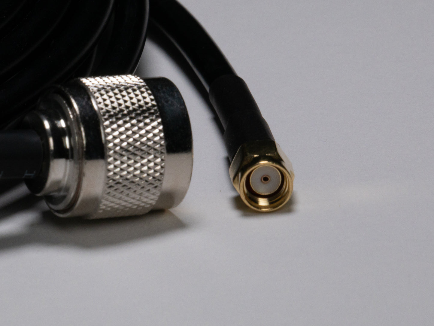 MCCI 5 dBi Antenna for 900 MHz Helium, Things Network, LoRaWAN® Technology Gateways