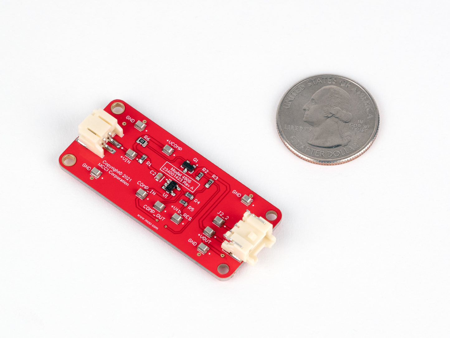 Image of connector side of Model 4906 Supercap Feather Wing, showing the JST 3-pin power output connector