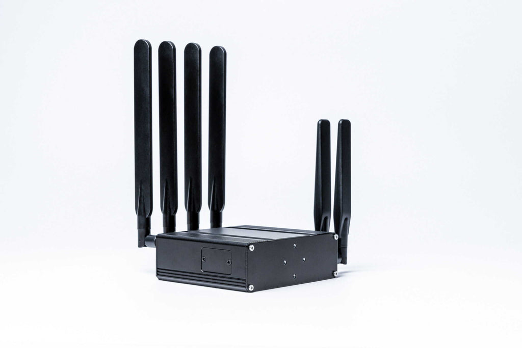 Milesight 5G Cellular Router UR75 – MCCI